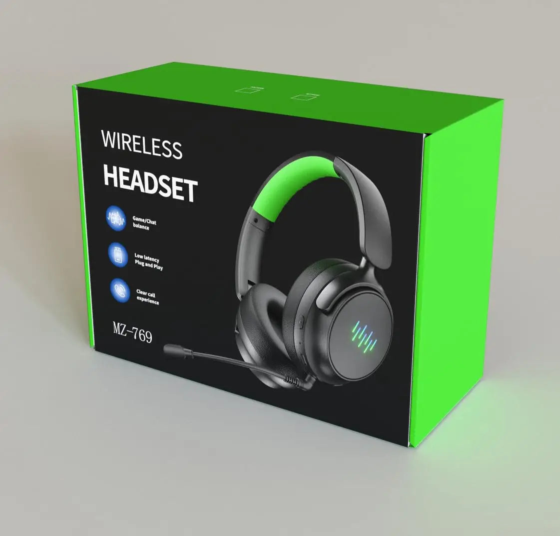 Level up your gaming experience with this wireless headset! 🎧🎮 Enjoy seamless audio on Xbox, PC, and Switch, thanks to its foldable design, detachable microphone, and immersive 3D surround sound.